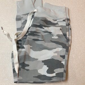 Aerie pajama pants; XS; camouflage